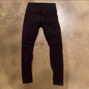 Black Lululemon Wunder Unders